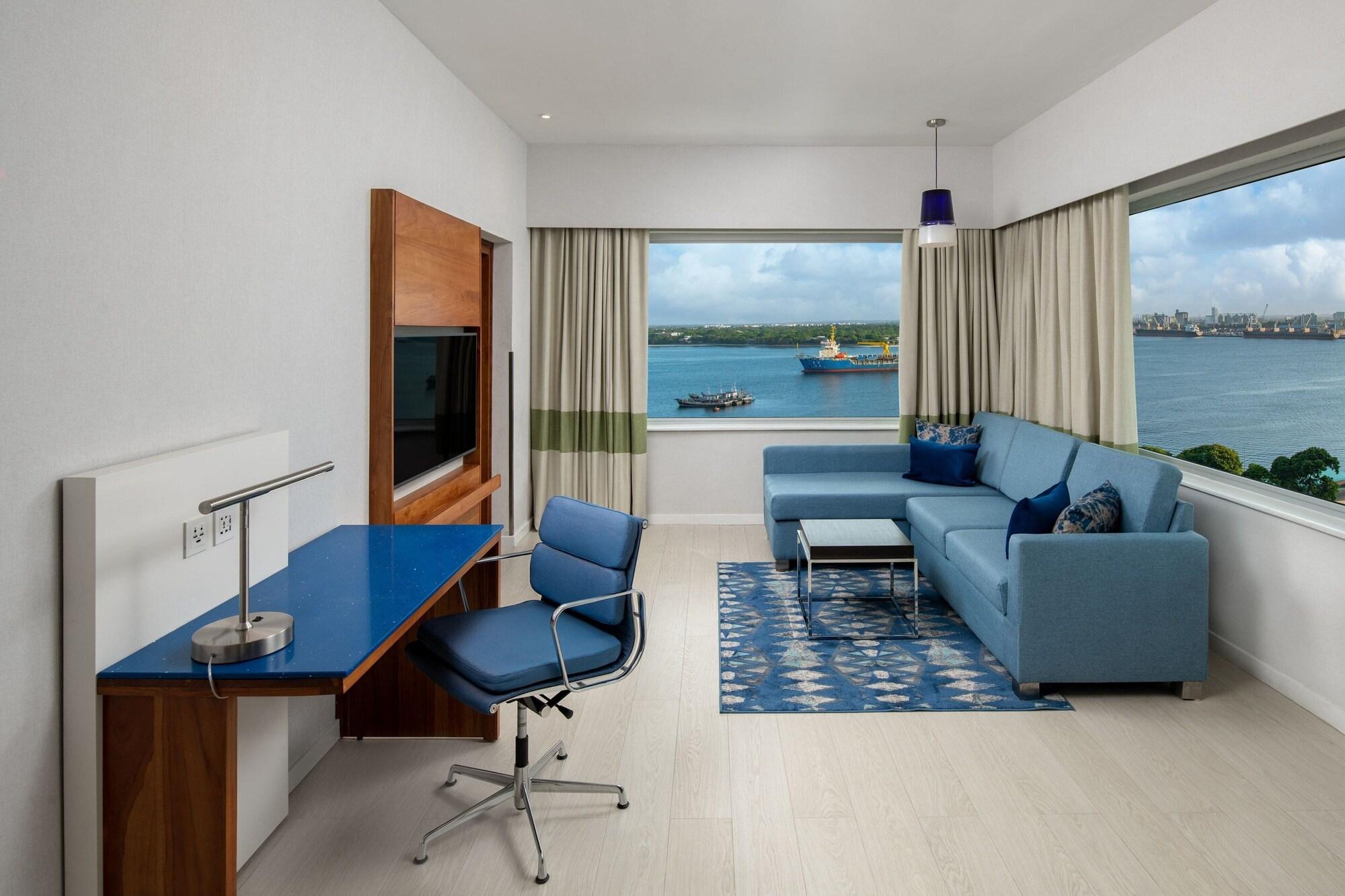 Four Points By Sheraton Dar Es Salaam New Africa Hotel Bagian luar foto